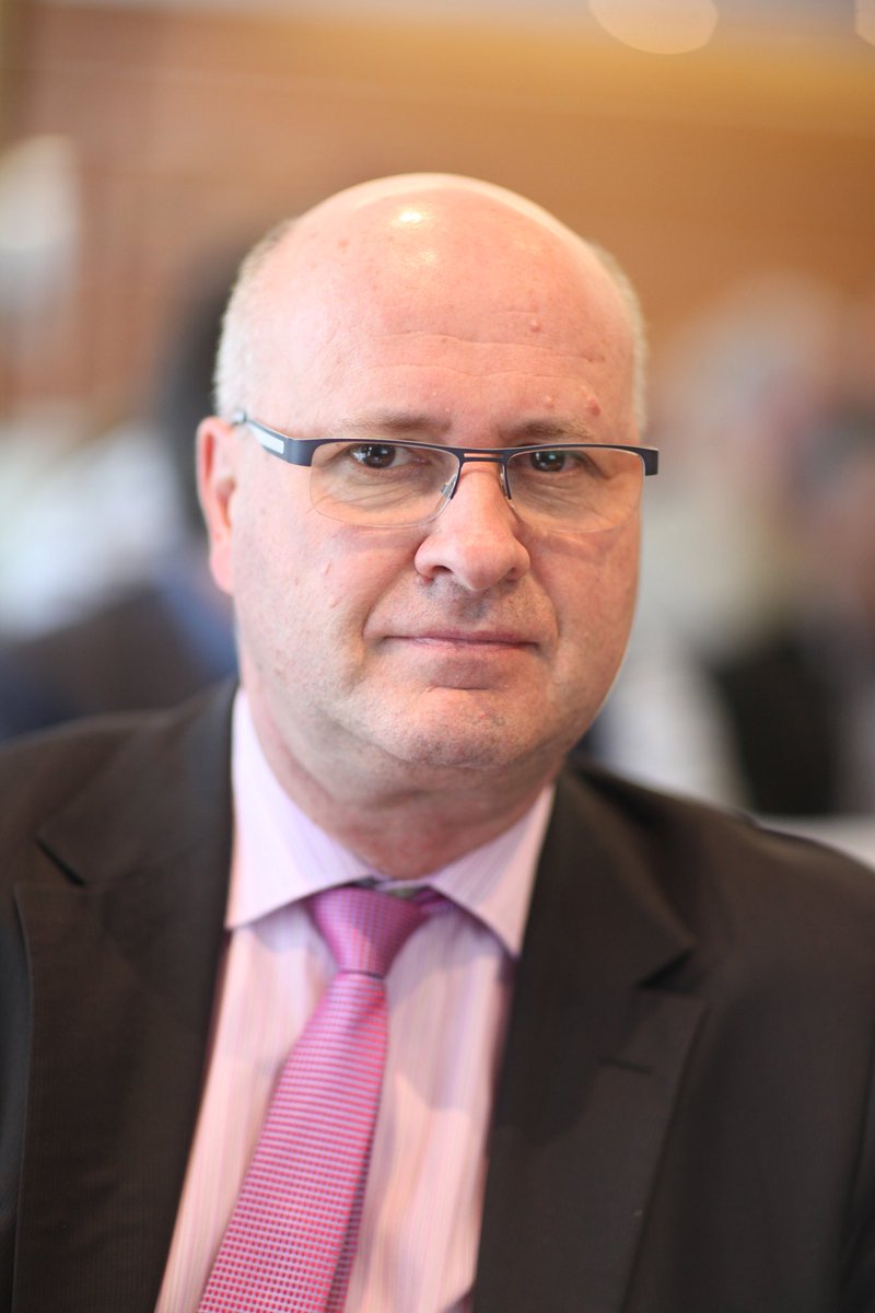 La médecine générale est en deuil. Michel Combier était un homme droit, loyal, militant engagé, dévoué. Mon ami et complice depuis 1975. Tristesse infinie 😢Soutien à Christine son épouse et Virginie sa fille ⁦<a href="/CSMF_officiel/">CSMF_officiel</a>⁩ ⁦<a href="/LesGeneCSMF/">Les Généralistes CSMF</a>⁩ ⁦⁦<a href="/DrCombier/">Michel Combier</a>⁩