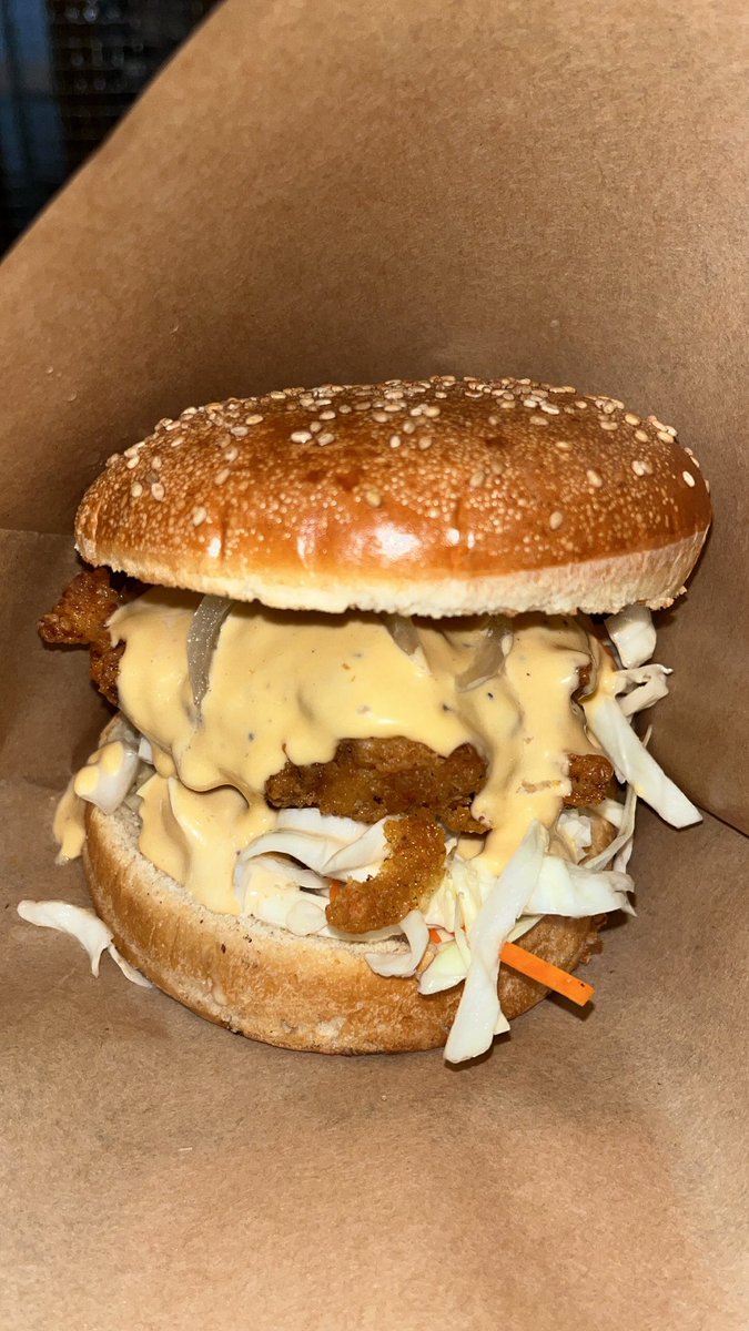 spicy mayo chicken burger, cheese sauce chicken burger / haikara fried chicken / akihabara, tokyo