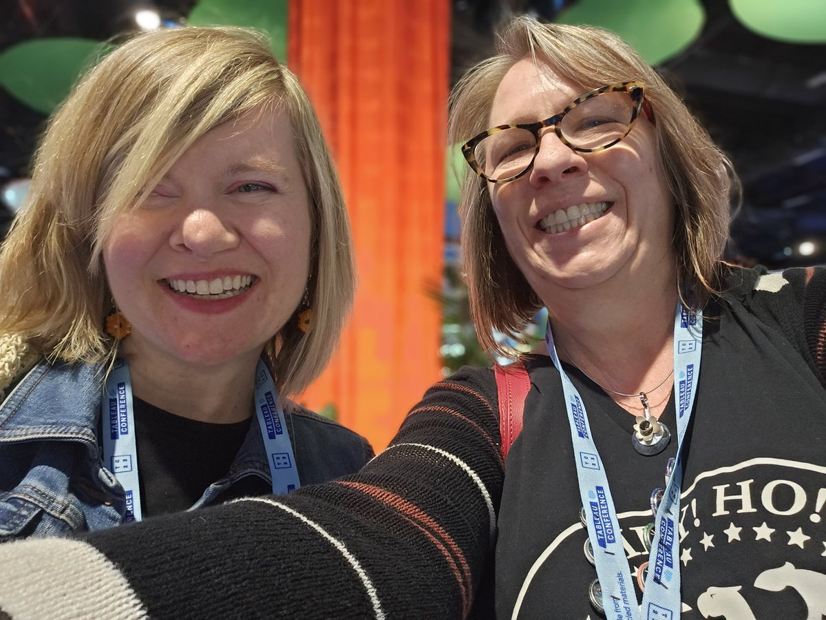 So great to see <a href="/StyleSTEAMed/">Christina P. Gorga</a>!!  #Data23 #datafam