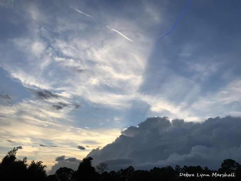 BeautyofFL's tweet photo. #uniquesunset #sunsetmemories #sunset #clouds #uniqueclouds #sky #pretty #beautiful #LOVE https://t.co/OHYs1wQZcm