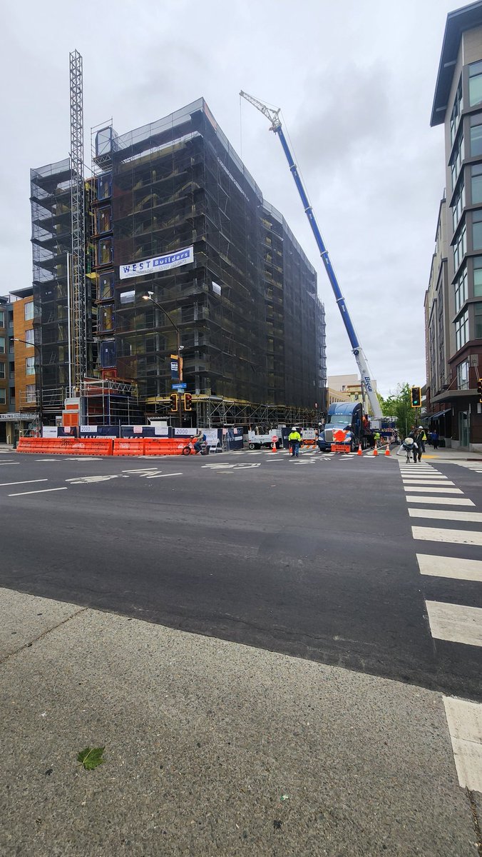 kjslaughter's tweet image. New housing and commercial development continues to thrive in Downtown Berkeley!
#berkeleyprojects #discoveredinberkeley #infill #economicdevelopment #SmallBusiness @dwntwnberkeley