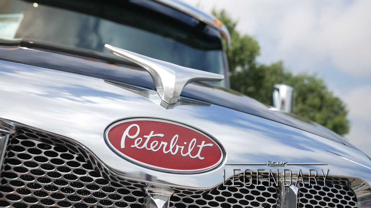 PeterbiltMotors's tweet photo. A LEGENDARY lineup from the Pride & Class Truck Show here at Texas Motor Speedway! Be sure to watch tonight's live stream reveal @ 7:30 pm CT (8:30 ET).
https://t.co/KdSnlNF7R2
#PeterbiltPride #LegendaryPeterbilt https://t.co/Wjmmyiksq8