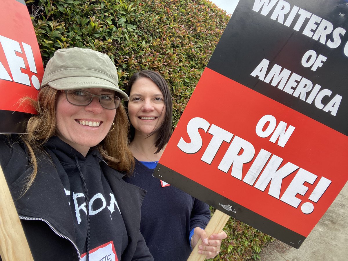 InkTankGirl's tweet image. Day… 7? Is it Day 7?! Hittin’ the line with strike bestie (and life bestie) @horgandee, where I am slowly losing sanity on the Disney loop. If you binge something tonight, don’t forget — someone wrote that! Fair pay is fair play. #writerstrike #WGAstrong