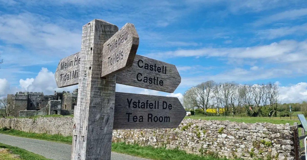 walkermark67's tweet image. Great day out today 
#Wales
#Pembrokeshire 
#carewcastle
#castles
#holidays 
#caravanning 
#dogs
#dogsoftwitter