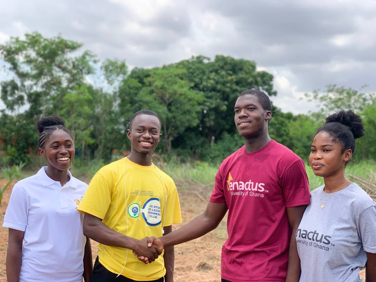 IAASUG's tweet photo. What should happen to the lot of organic wastes from our farms?
Recycle them right?
We're pleased to announce that Iaas UG have partnered with Enactus UG as we recycle organic wastes to produce black soldier fly as alternative feed for catfish farmers in Ghana and Africa.
#iaasug https://t.co/k57asGRFXq