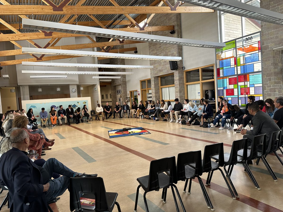 At last I was finally able to meet <a href="/gcouchie/">George Couchie Redtail Hawk</a> at his Cultural Mindfulness session at the Community Safety Village <a href="/YRP/">York Regional Police</a> Such an engaging speaker. I learned so much from hearing your perspective George. You personally helped me make sense of more than you realize. With gratitude🙏