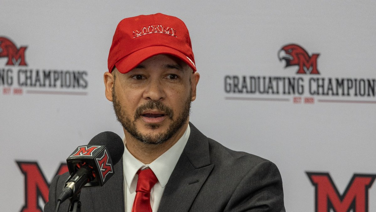 'Coach Box Really Does Check All The Boxes' - miamiredhawks.com/news/2023/5/9/…

#RiseUpRedHawks #LoveandHonor #GraduatingChampions