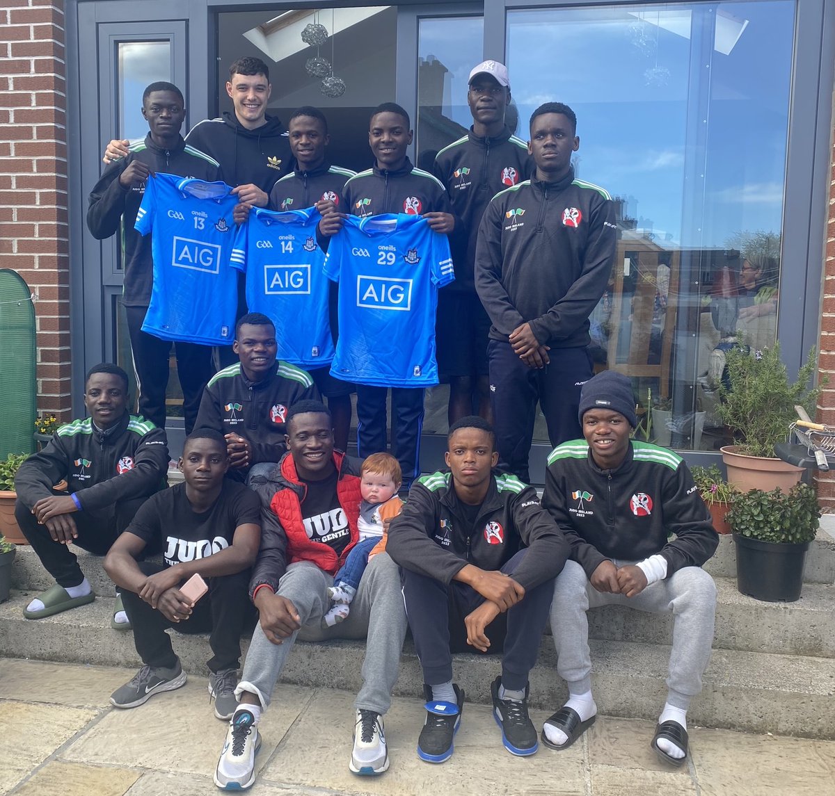 Dublin GAA (@dubgaaofficial) on Twitter photo Dublin Senior Hurling captain Eoghan O’Donnell met a group from Sables Nua- a children’s centre in Kabwe, Zambia run by an Irish N.G.O. called <a href="/ZamdaIreland/">zamda ireland</a>, following Saturday’s game against Wexford 💙🙌 Dublin Senior Hurling captain Eoghan O’Donnell met a group from Sables Nua- a children’s centre in Kabwe, Zambia run by an Irish N.G.O. called <a href="/ZamdaIreland/">zamda ireland</a>, following Saturday’s game against Wexford 💙🙌