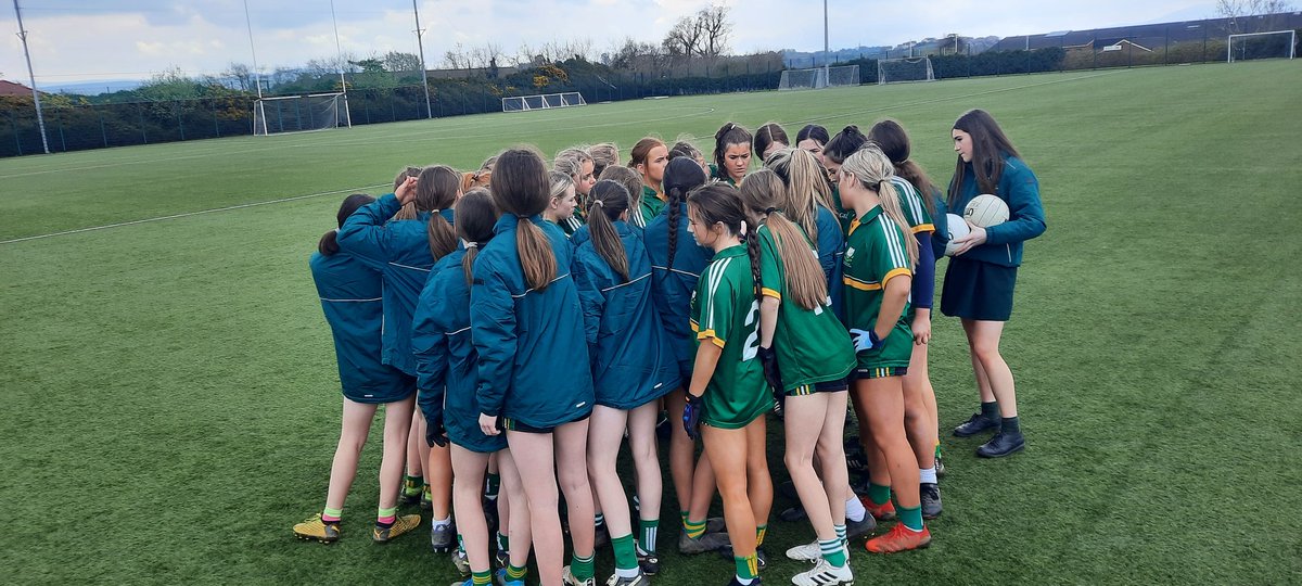 All roads lead to Ulster 💚💛
Not to be out done by the gaelic footballers, our U14 camogs have also secured a spot in an Ulster Final👏
What a fantastic bunch, with many dual players demonstrating you can truly do it all by working smart and playing hard💪#girlsinsport #shgs