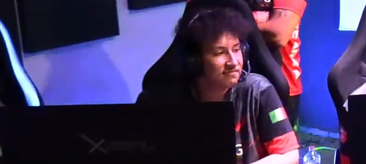 Jonnytpt's tweet image. Cagado de risa 
F/A aprecio rts ♥️