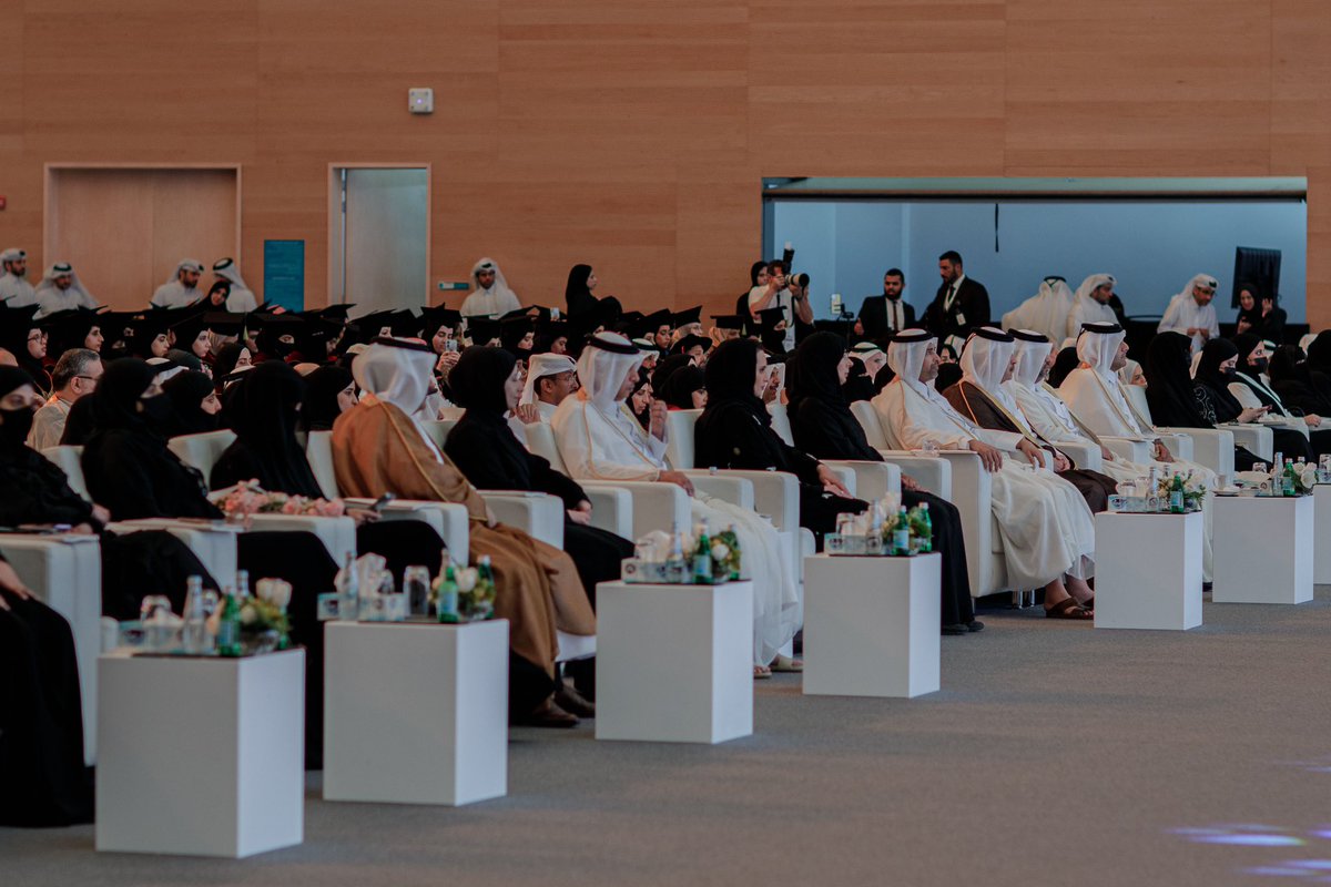 جامعة قطر tweet media