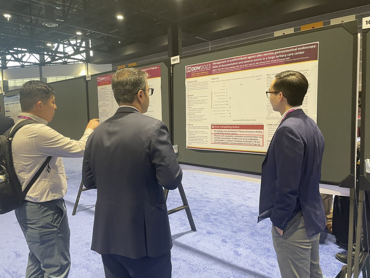 NM_IntEndo's tweet photo. 🏃🏽‍♀️🏃🏽‍♀️@JeffKThan getting a lot of action at his poster on rates of documentation on resumption of anticoagulation/antiplts after outpt elective endoscopy!! @Scopesdoc @NU_IntMed @NMGastro https://t.co/1oO67nMw9M