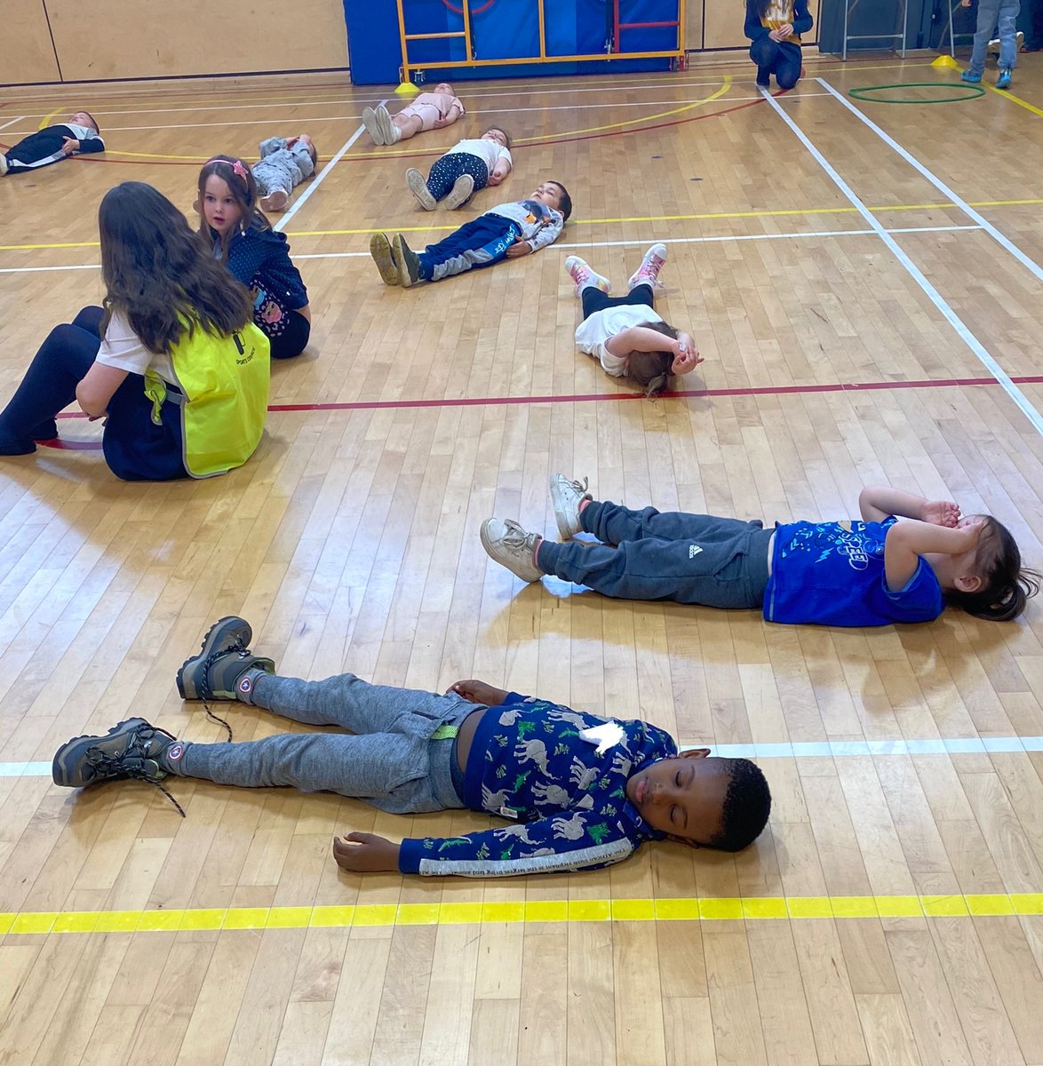 AitonPs's tweet photo. After all the games our Active Schools Coordinator @coachanderson12 led the children in a relaxation to cool down.
#startingschoolinAugust #newPrimary1 #transitionvisit https://t.co/zgZfhchQdx