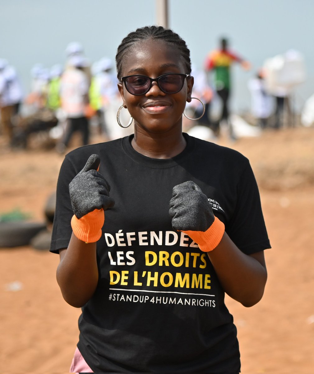 makaneraalpha1's tweet photo. Un avenir meilleur se construit dès aujourd'hui, avec des actions concrètes et solidaires. Les volontaires universitaires en sont la preuve vivante ! Ils sont l'inspiration en action 🇬🇳 💪
@OnuGuinee @Onudhguinee @diengfk @f_galtieri @KyokoYokosuka @pvnuguinee @vzidi1 @Hawaa_HD https://t.co/UouEf7l5rg