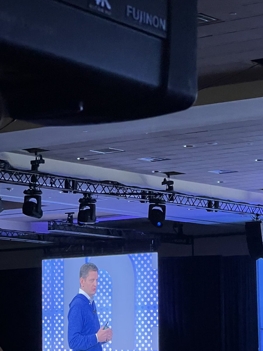 Rob announcing how #IBM will scale generative #AI . 1000 consultants to help you design and implement high value gen-AI solutions in our COE 

#Think2023