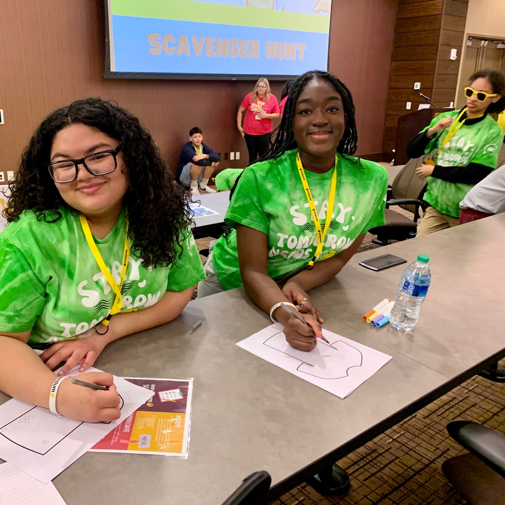 aevidum's tweet photo. Reading School District did a phenomenal job putting together yesterday’s conference for the youth of Berks County. We’ve got your back! 🖐️

#aevidum #gotyourback #mentalhealth #suicideprevention #endthestigma #dearcommunity #berkscounty https://t.co/TlyjvZrIOv