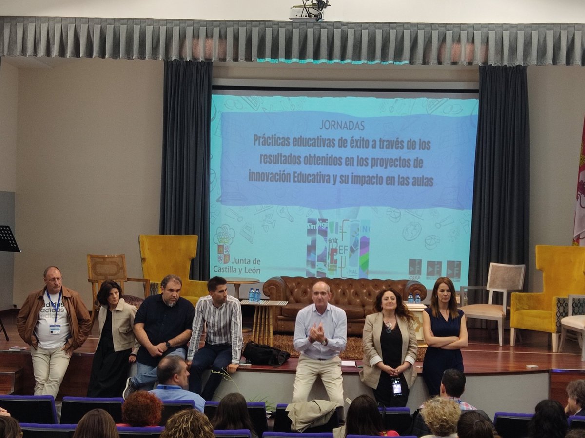 Fin de la jornada de hoy. Ahora, paseo turístico y cena. Mañana, continuamos.
#innovacioncyl