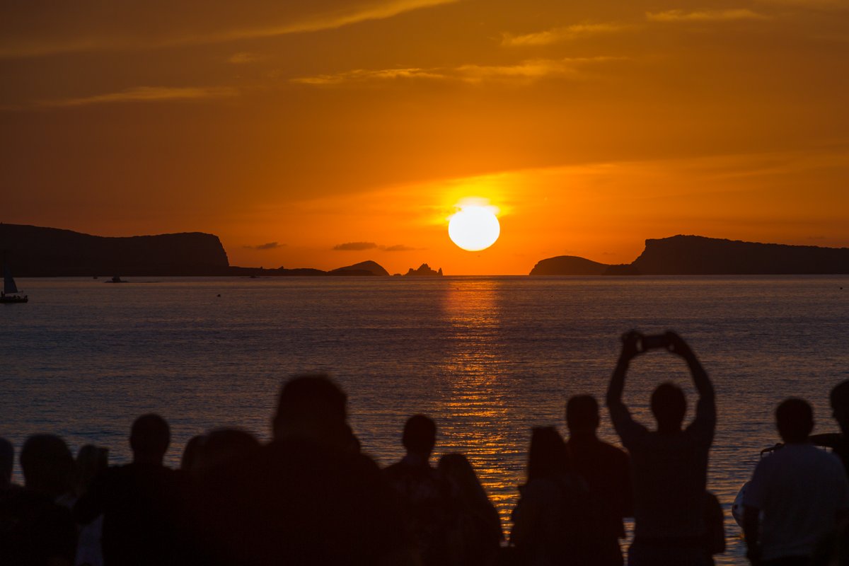 Mamboibiza's tweet photo. Mambo sunsets 🌅❤️

When will you next witness one? 

If you haven't already, you can book your sunset table via our website.

#mamboibiza #mambosunsets #ibiza23 #summer #ibiza https://t.co/a54jZ9Gx3o