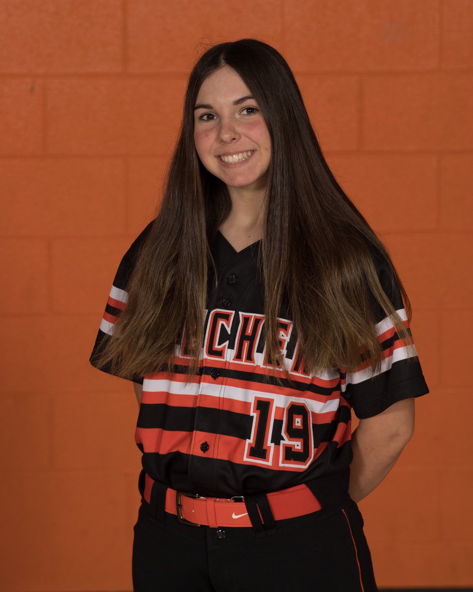 Our first senior is outfielder #19 Kendall Kasput. 

Kendall is off to <a href="/clarke_softball/">Clarke Pride Softball</a> next year. Along with continuing her career, she also plans on studying Nursing.