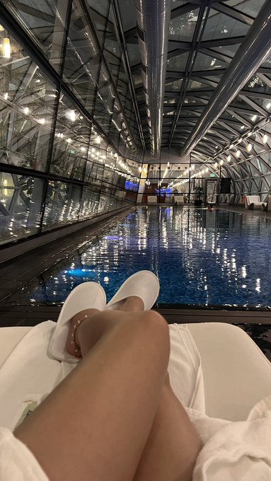 Layover over in 📍🇶🇦 ! By far the best airport I&rsquo;ve been to https://t.co/4Gr7k6t57q<a href="/tag/asianunited2022"class="tags"><span>#asianunited2022</span></a>