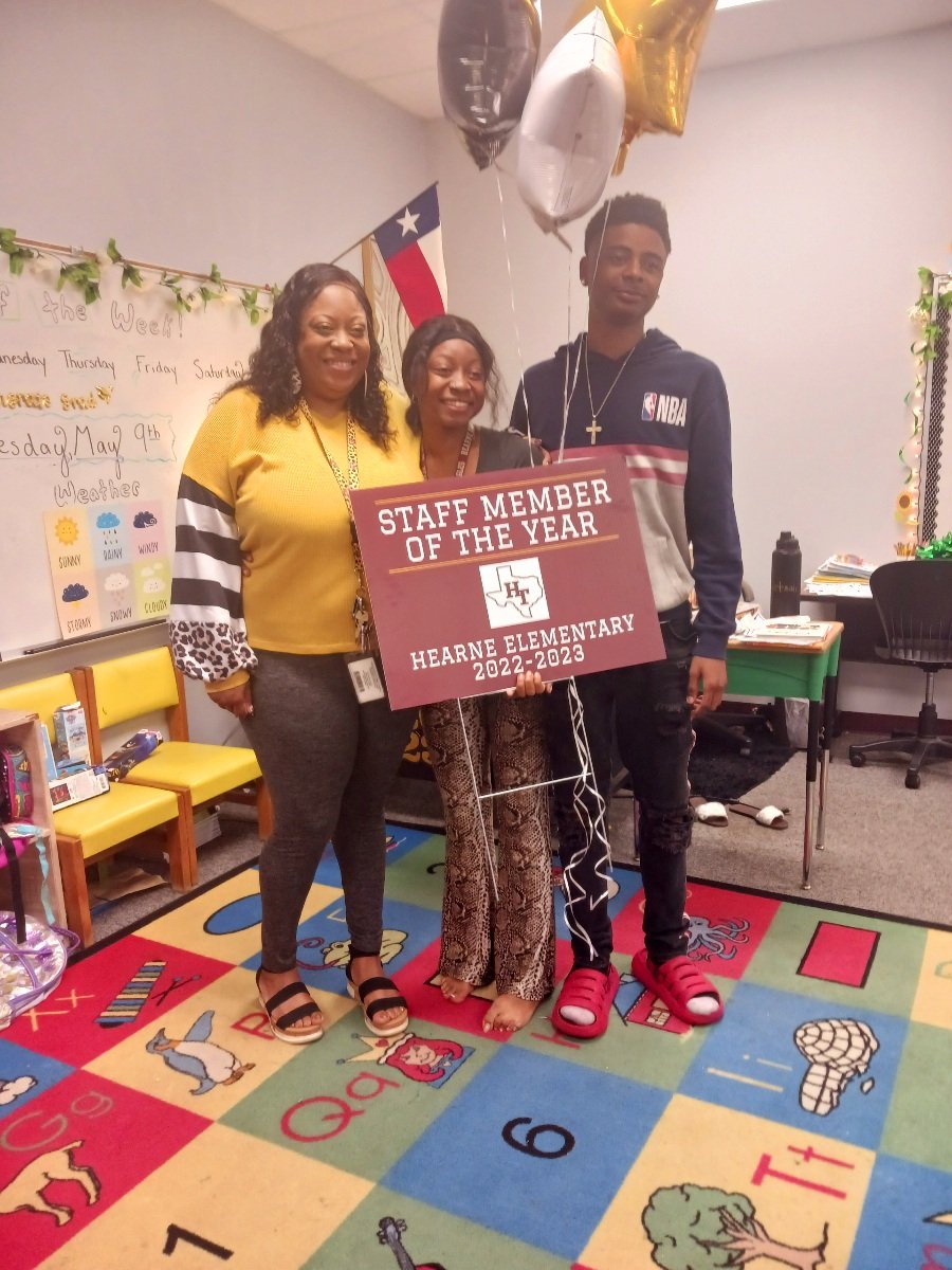 Success runs in the family! Congratulations to Hearne Elementary Staff Member of the Year D'Kayla Cuthbertson! #Unstoppable 💯💯💯💯💯💯💯