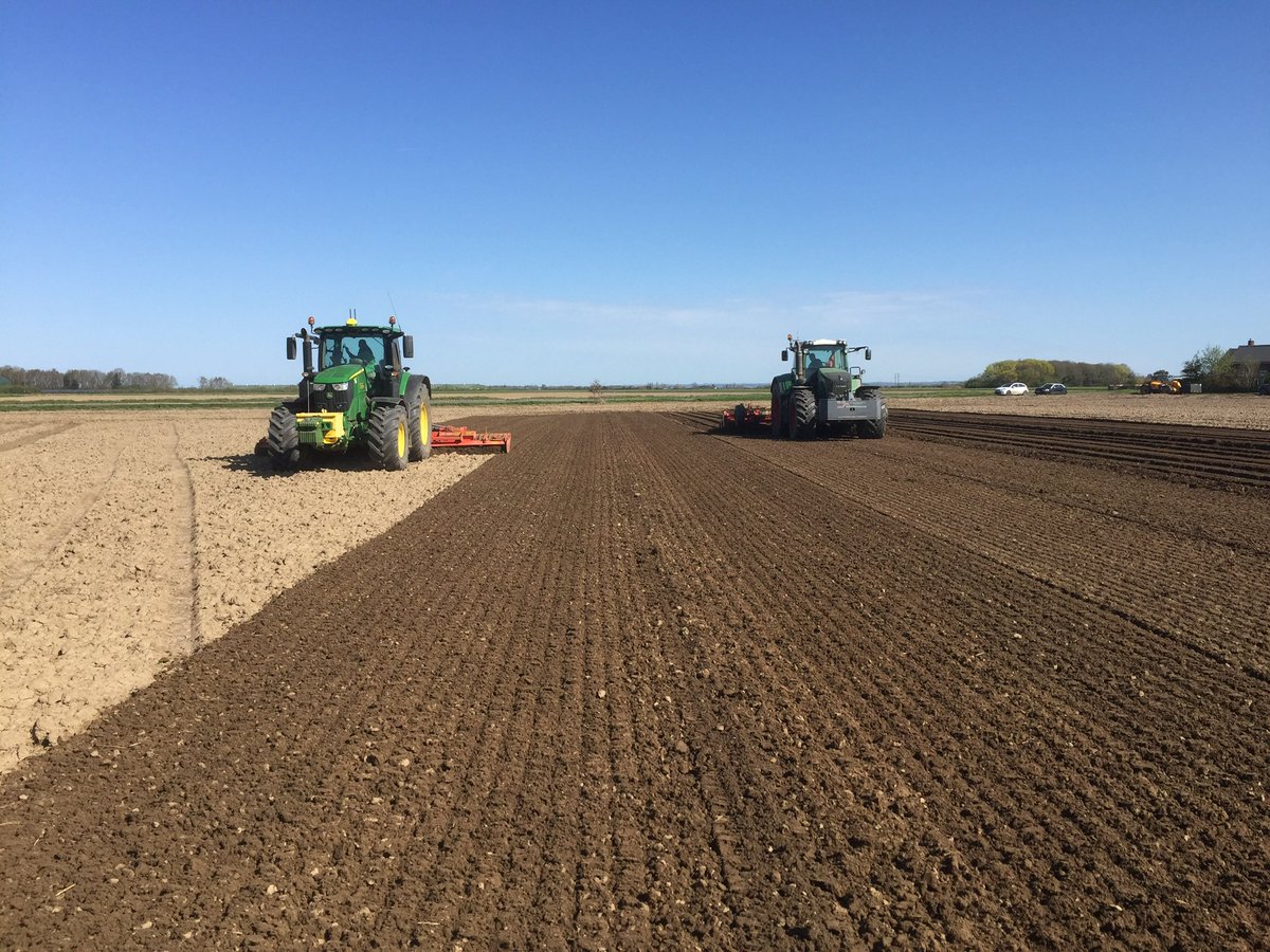 Iain Gould (@iain_gould) on Twitter photo Great to get out these last few weeks setting up our potato cultivation trials with <a href="/Branston/">Branston Ltd</a> <a href="/BhiveInnovation/">B-hive Innovations</a> @lasasuomi <a href="/LIATLincoln/">Lincoln Institute for Agri-Food Technology (LIAT)</a> Great to get out these last few weeks setting up our potato cultivation trials with <a href="/Branston/">Branston Ltd</a> <a href="/BhiveInnovation/">B-hive Innovations</a> @lasasuomi <a href="/LIATLincoln/">Lincoln Institute for Agri-Food Technology (LIAT)</a>