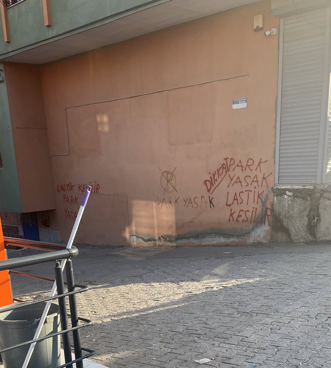 afavcu's tweet photo. Adanada lastik seven bir arkadaş https://t.co/erSGuKB4pD