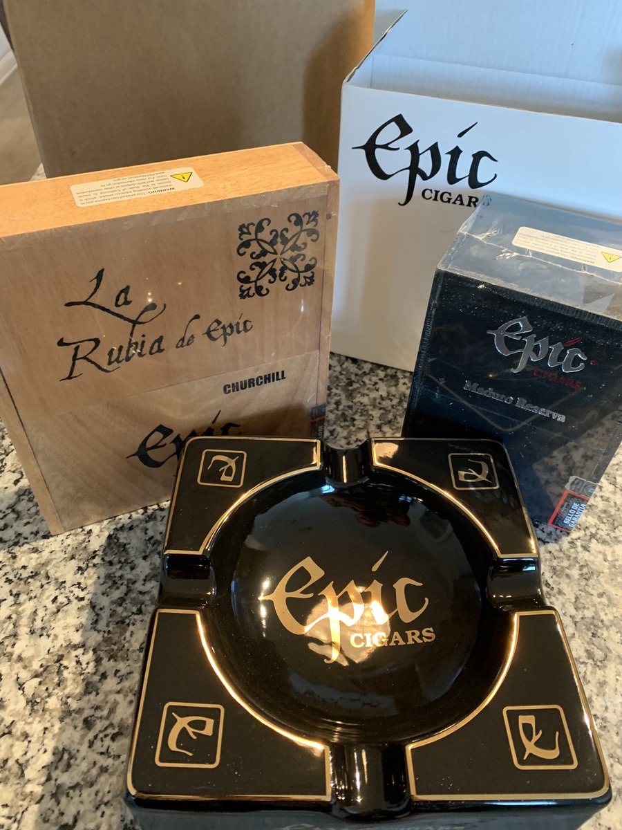 🚨🚨 @houstoncigarweek is gonna be EPIC🔥🔥🔥 first 500 guests to visit @cigarlifeguy table will receive FREE this beautiful stainless steel etched pint glass (heard it’s good for bourbon 🥃 too🤣)& everyone is welcome to enter FREE raffle & win boxes of courtesy @epiccigars