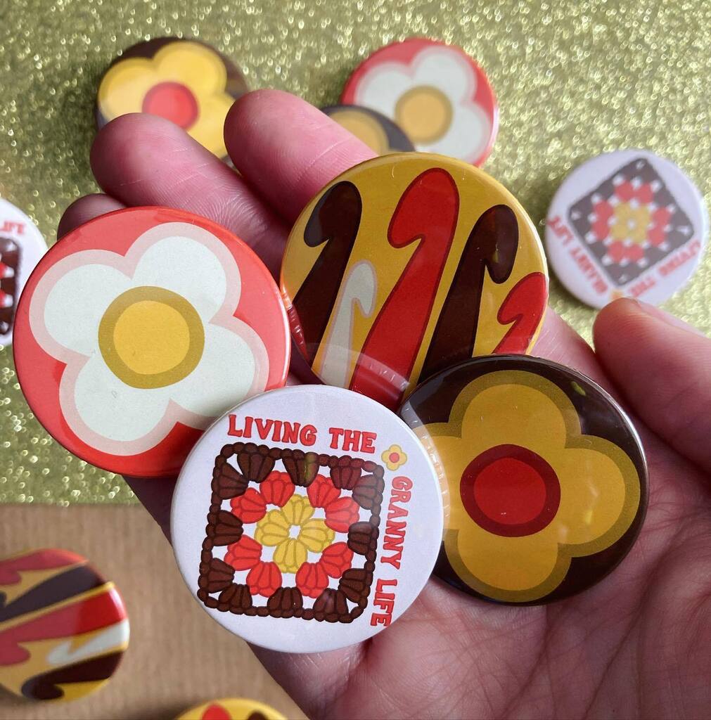 Annnd back to normality for a bit. I’m floating around with crochet projects that aren’t really grabbing me so I’ve decided to give mosaic crocheting a go. Wish me luck! Also there’s still a sweet discount in my shop if you fancy anything! 👵🏼🧶👵🏼 #cro… instagr.am/p/CsCBOrkIU-r/