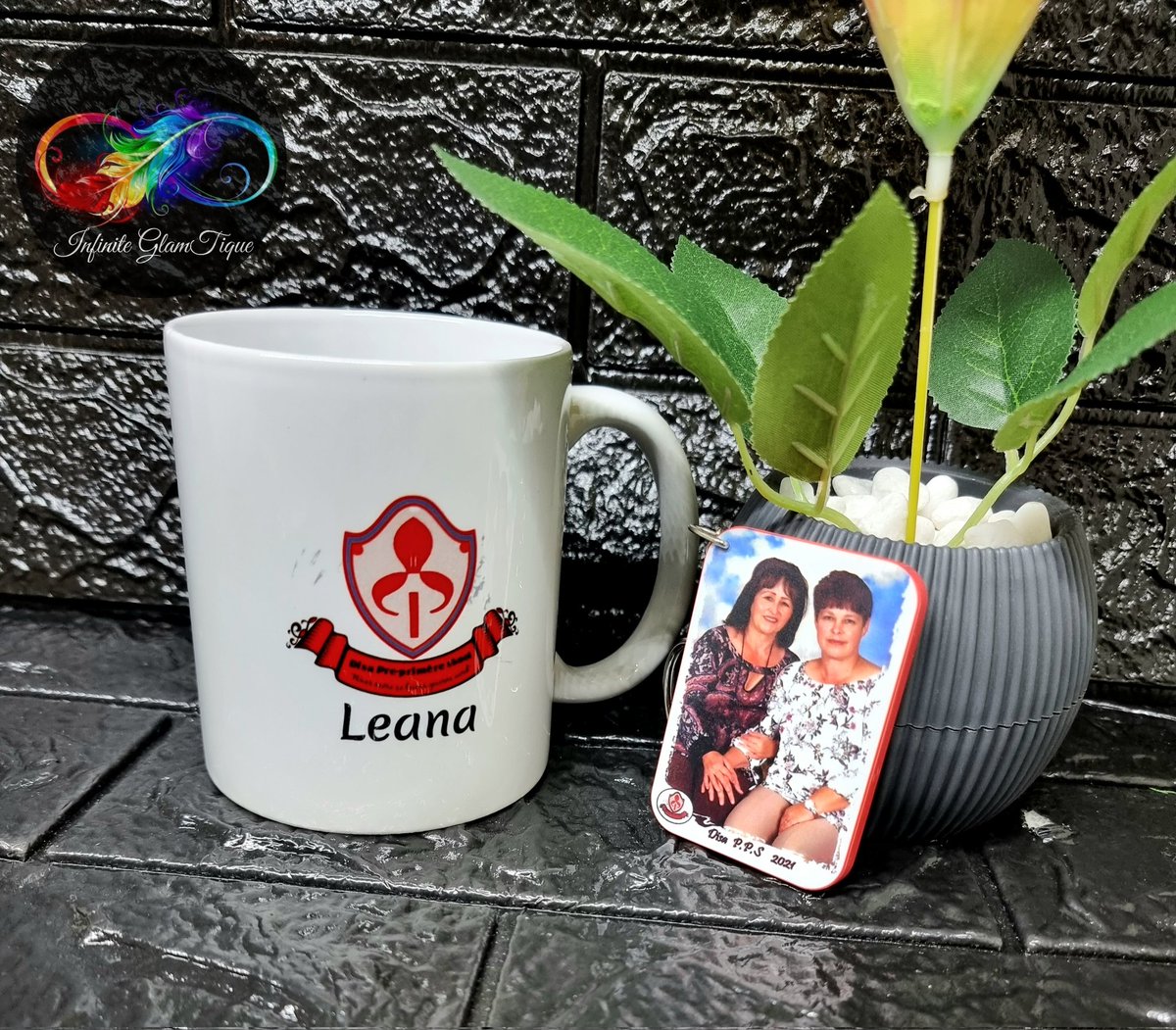 Personalized Mug & Keyring 🩷

#Infiniteglamtique #personalizeditems #personalizedgifts #personalizedmug #personalizedkeyring