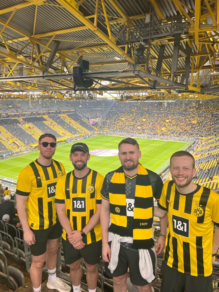 nicjsansome's tweet photo. Game 04 - Borussia Dortmund 6-0 Wolfsburg 
🟡 Seeing the Yellow Wall
🗣️ Best stadium atmosphere experienced!
🌟 Class Bellingham performance! https://t.co/GxSFLusy53