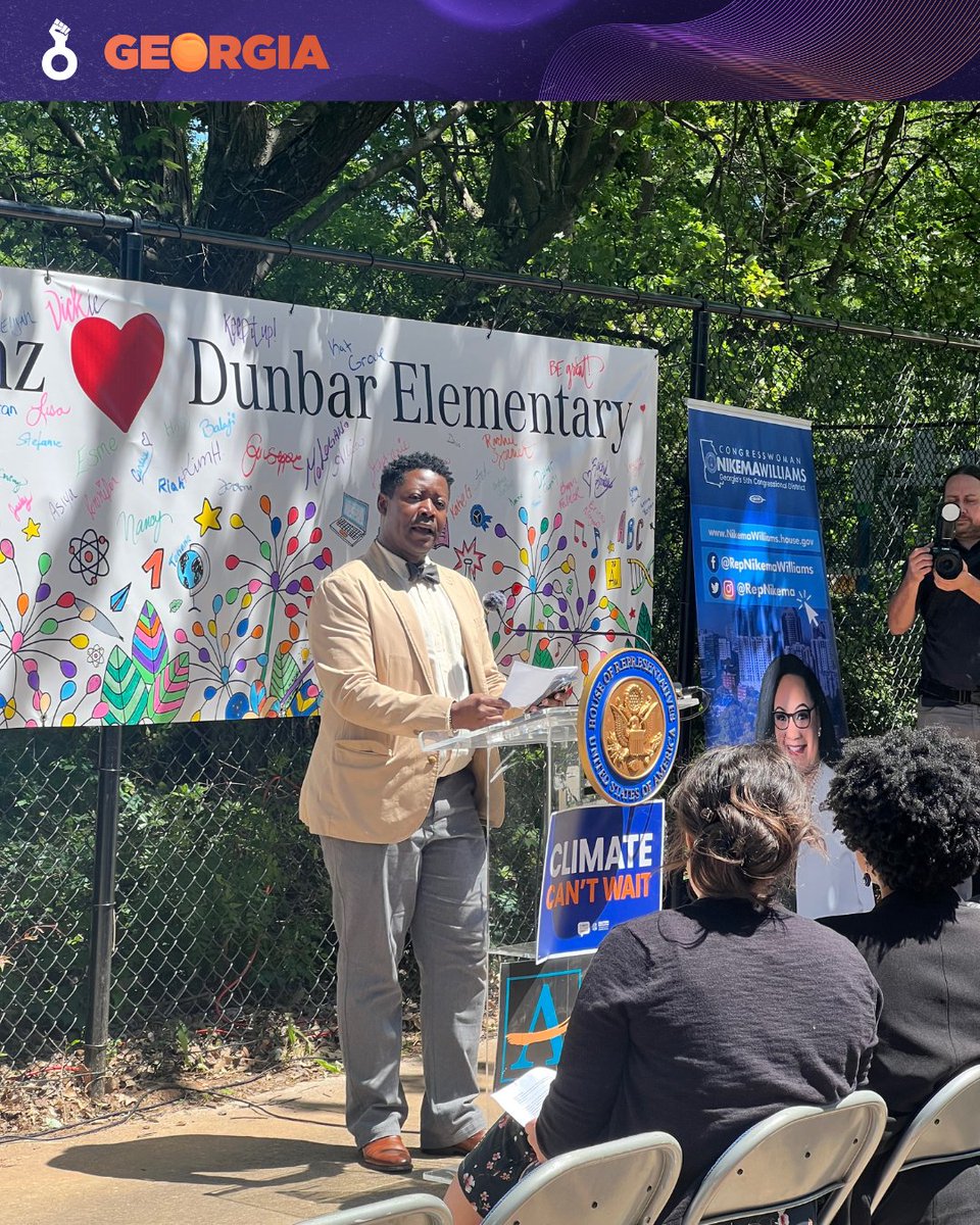 #ICYMI: Earlier this week, @RepNikema, @EnviRN, @DrLisaHerring, @APSupdate, and @cleanenergyorg gathered to celebrate a $9.9 million investment in #electricschoolbuses to help students of Atlanta Public Schools breathe easier & #CutClimatePollution! ⚡️🚍👏