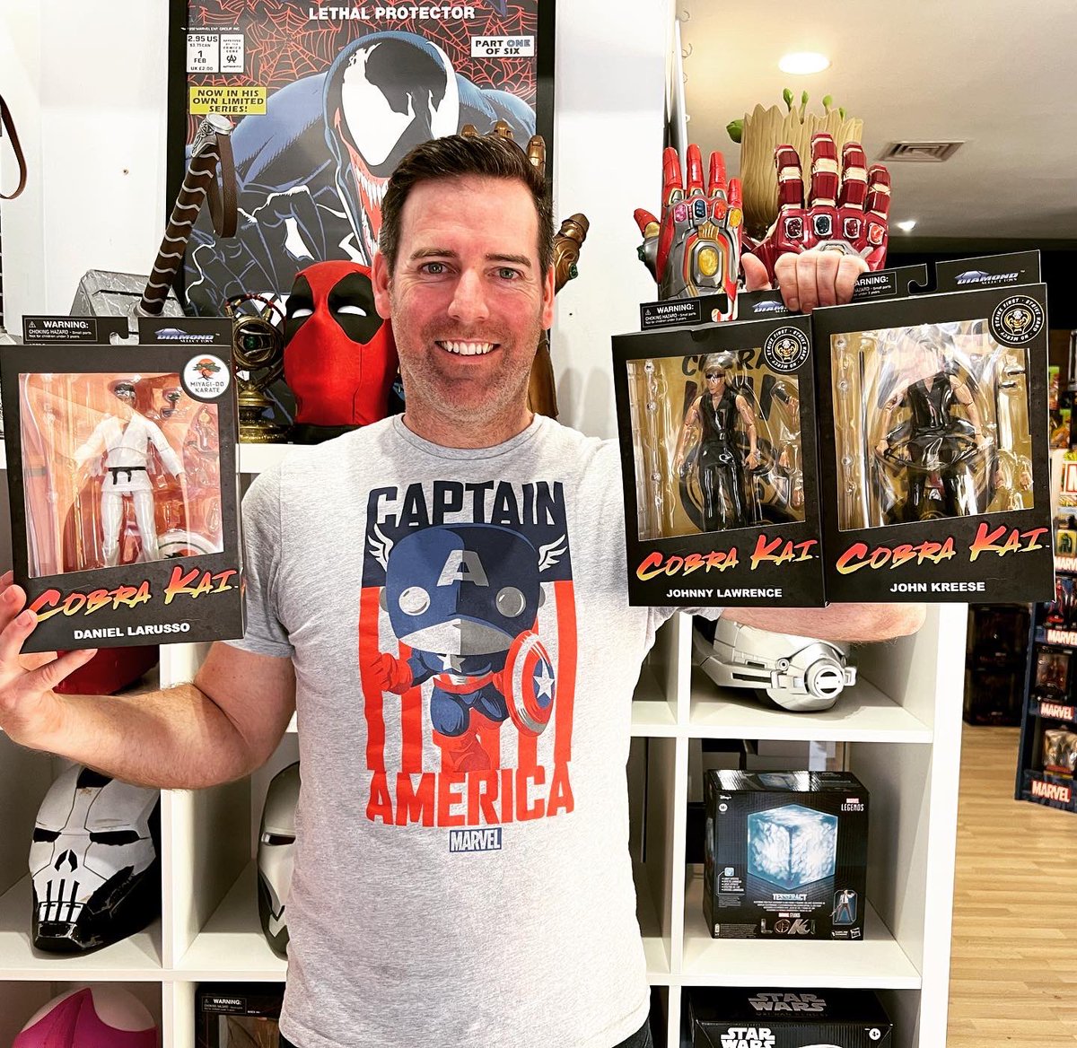 frikipolis's tweet image. ¡Daniel San! ¿Entrenamos un poquito antes de cenar? #cobrakai #diamondselect 

👉 frikipolis.com/diamond-select…