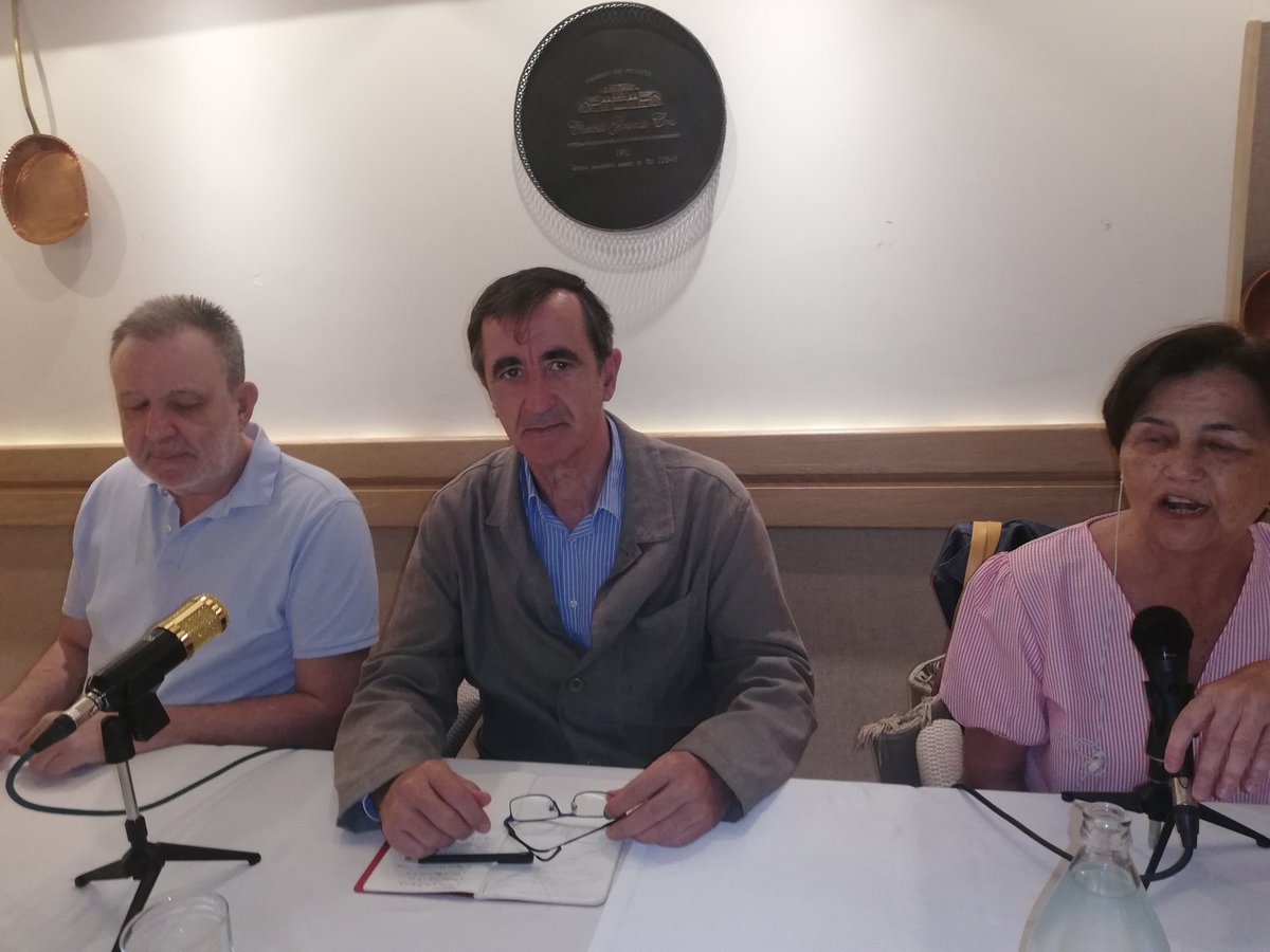 The best way to celebrate Europe Day today was to talk about my book Mogadishu and Africa to an enthusiastic group of blind people.. Great readers!