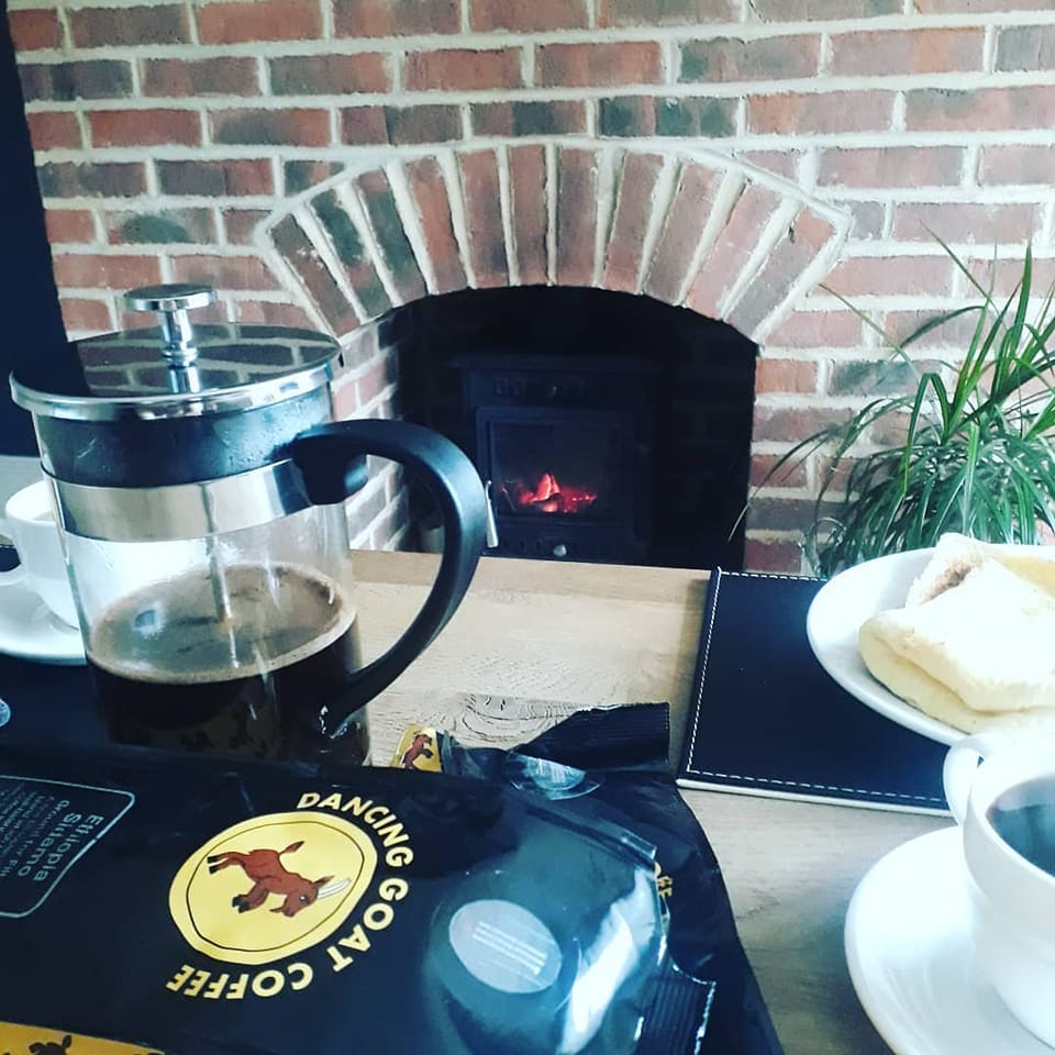 handpickedlocal's tweet image. Life is always better with a cup of Dancing Goat Coffee in hand ☕️and if you sign up for our newsletters, we'll also give you 15% off your first 3 orders! #clickbelow
⬇️
@dancinggoatyork ⬅️ Follow us
dancing-goat.co.uk/delicious-coff… ⬅️ Discount Link
#Wetherbyhour