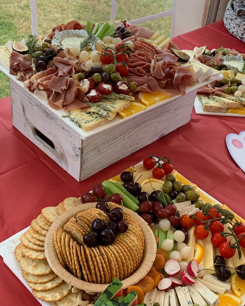 #grazingboards can be a wonderfully colourful way of serving and sharing food - we loved this #grazingtable from @antipastobythesea for a wedding here at #greatbetleyfarmhouse a couple of years ago. Charcuterie and cheese with fresh celery, radishes and tomatoes made for a vibran