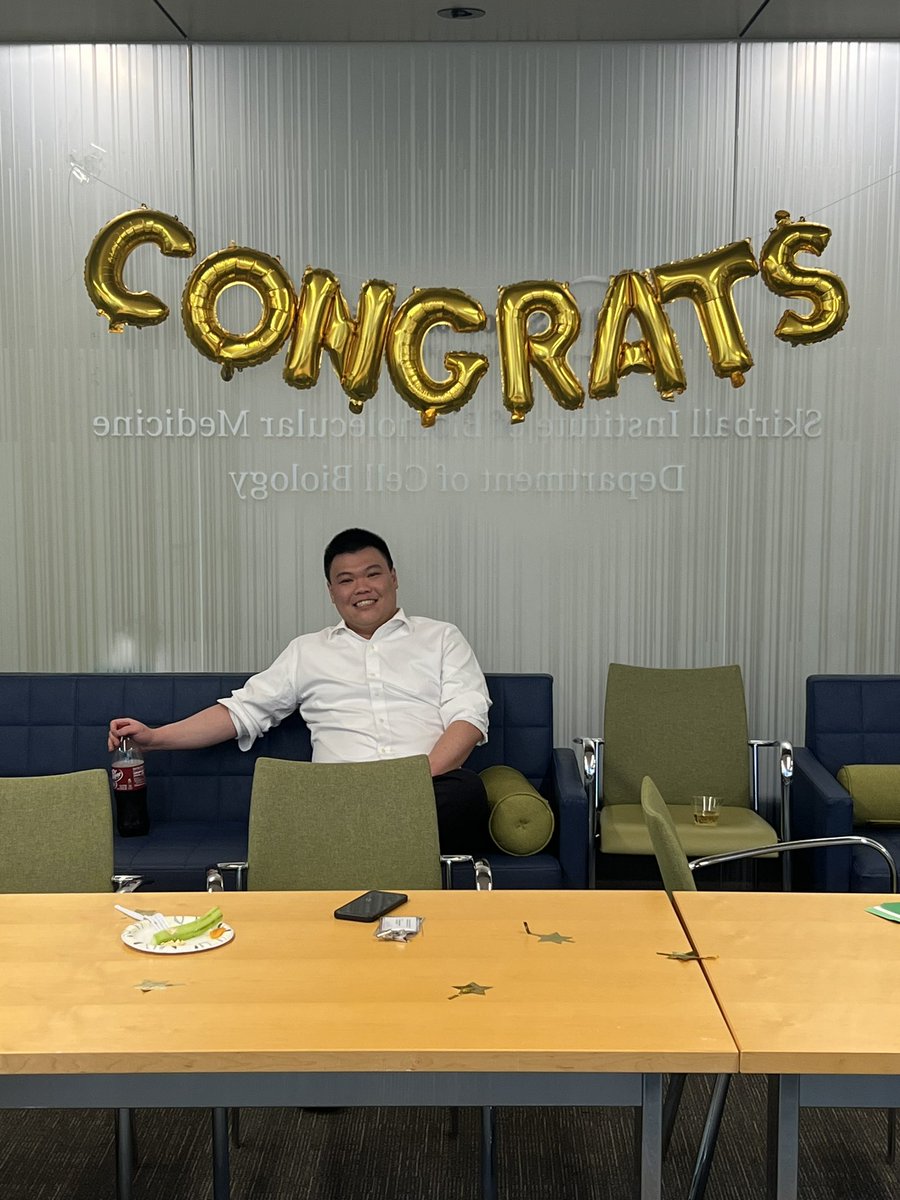 Congratulations to our newly minted PhD - Dr. Bee (<a href="/cwb315/">Gavyn Bee</a>) did a fantastic job showcasing his research in the lab over the past 6 years! Well done 🎉🎊🍾