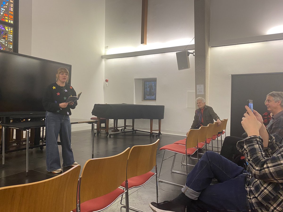 TaraECooper's tweet photo. Funny &amp; powerful as ever @B_Littlefair reads from her collection ‘Escape Room’ 🫶

Follow Bry to hear poetry about mental health, being young (ish) woman, growing up in suburbia &amp; working in this capitalist society and so much more ❤️ https://t.co/ihlICBDenv