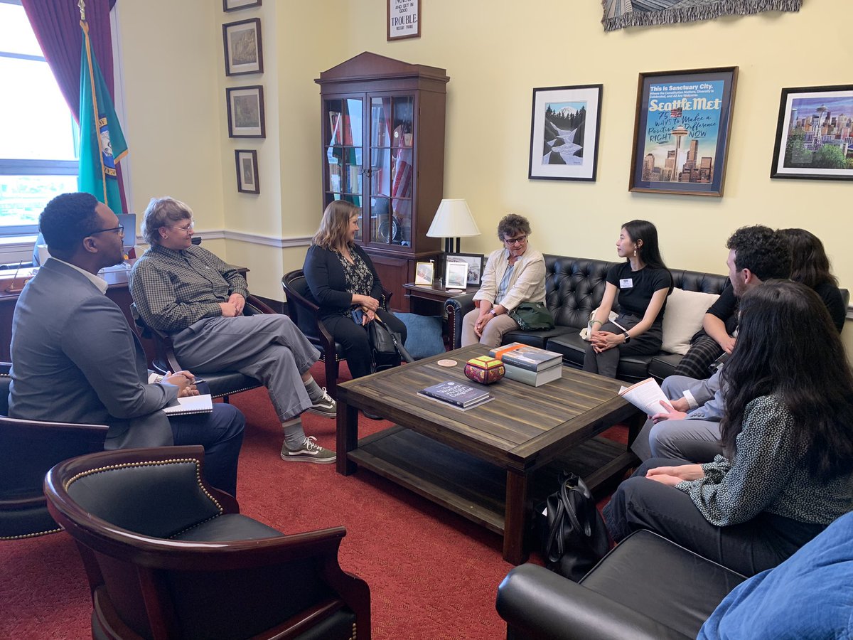 cj_wong's tweet image. The perception of college students that underlies restrictions on #SNAP is outdated, says Elsa from @UnitedWayKC in mtg for @RepJayapal 
Students may be raising kids, older, or not able to have family support due to high costs of living.
They need to eat too.
#SNAPMatters