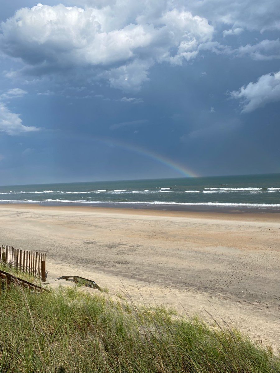 TreasureSales's tweet image. Amazing rainbow in Surf City! Think there&apos;s some treasure at the end of it? If you&apos;re looking, let us help you find your treasure! If you&apos;re thinking of buying or selling, call 910-327-4444
We&apos;re your #trustedlocalexperts