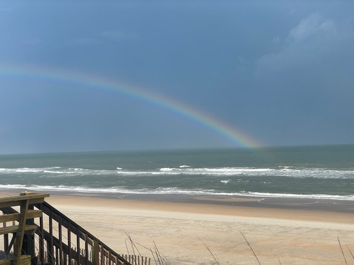 TreasureSales's tweet image. Amazing rainbow in Surf City! Think there&apos;s some treasure at the end of it? If you&apos;re looking, let us help you find your treasure! If you&apos;re thinking of buying or selling, call 910-327-4444
We&apos;re your #trustedlocalexperts