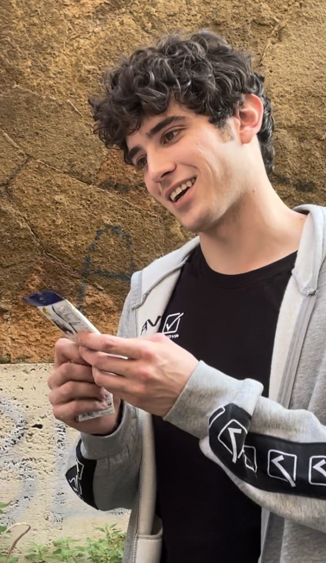 marti ⭐️⭐️ ~ 🤪🫶🏻 tweet media