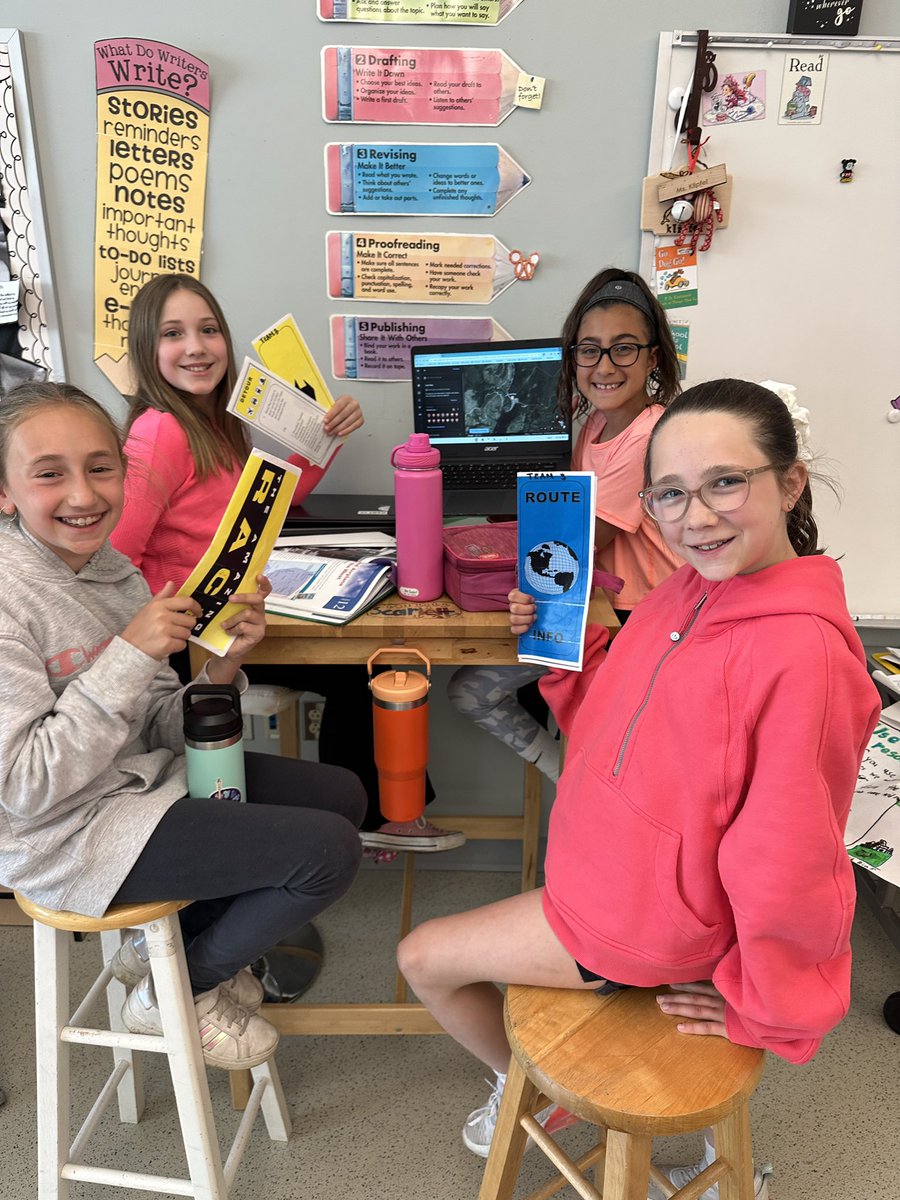 missklipfel's tweet image. 4th grade explorers set out on their 
@AmazingRaceCBS through the West Region of the United States 🌍 Route info gives clues to locations. Detour &amp;amp; roadblock tasks immerse us in the location &amp;amp; culture #explorermindset #whereiexplore #connectingfurther