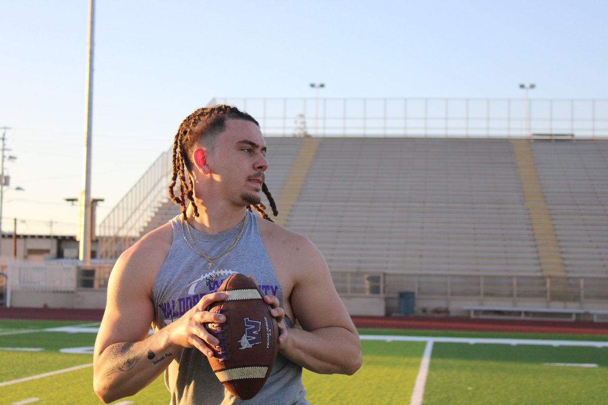 TJ Owens tweet media