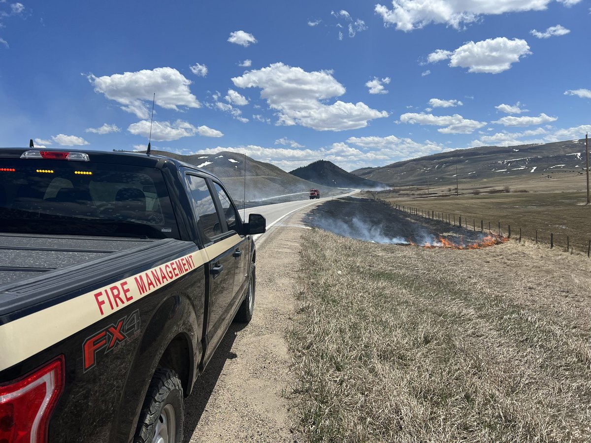 Wildland fire  in Grand County on 5/9. Highway 40 Westbound is currently closed at Highway 134 &amp; Eastbound is closed at Mile Post 164 while responders further assess the situation.

#cofire #grandcounty <a href="/ColoradoDOT/">Colorado Department of Transportation (CDOT)</a>