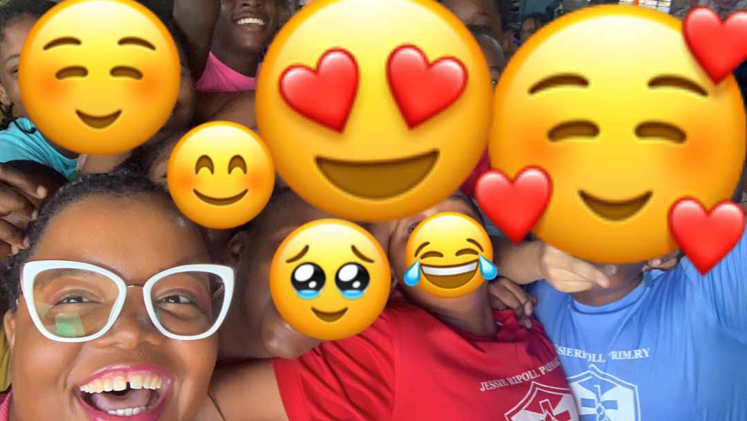 OliviaSinJa's tweet photo. Celebrated #ReadAcrossJamaicaDay with Boianani (a book about a Taรญno girl written by Jamaican Author Dr Lesley-Gail Atkinson-Swaby) and the lovely students from Jesse Ripoll Primary.
**their faces are hidden for their privacy
#ReadAcrossJA #ReadingNReasoning #ReadAcrossJamaica https://t.co/gSnyADcRNM