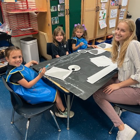 Ms. Virgene Linse proudly welcomed Claire Maag '23 back into her classroom at the Siesta Key Campus—this time as an intern! Ms. Linse had Claire as a pre-K student and can't wait to watch her cross the stage next week to receive her diploma! 
#ODA #classof2023