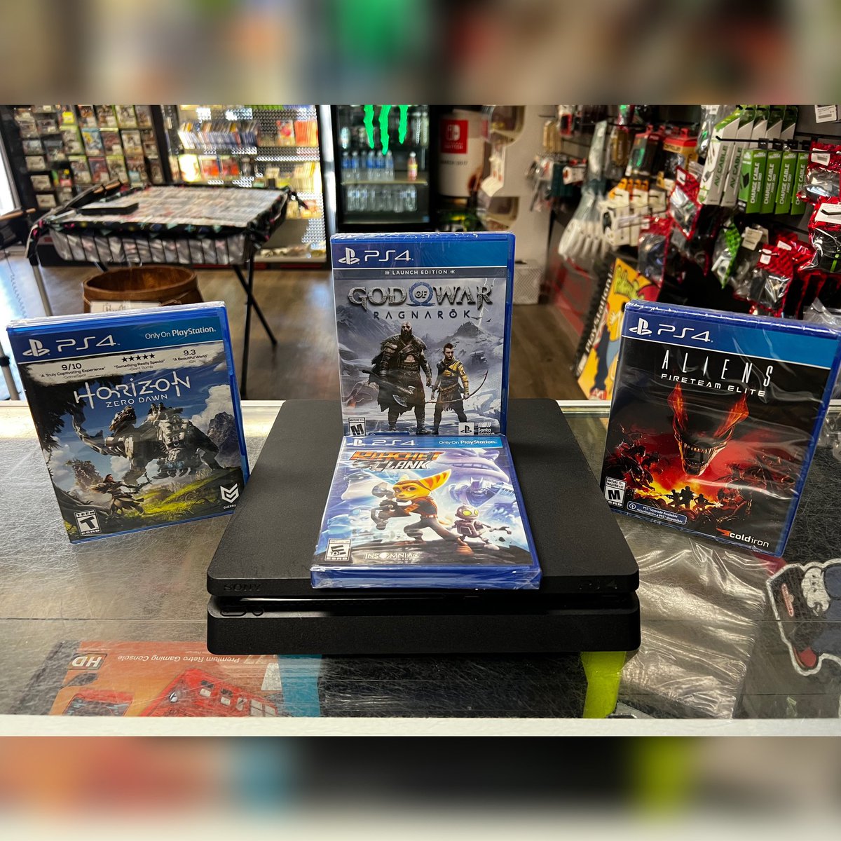 GARetro's tweet photo. Stand your ground! Fight against xenomorphs, gods, metal devils, and more with the power of Playstation. 
🕹️🎮👾
#retrogaming #playstation #horizonzerodawn #aliens #ratchetandclank https://t.co/UssbygCiuN