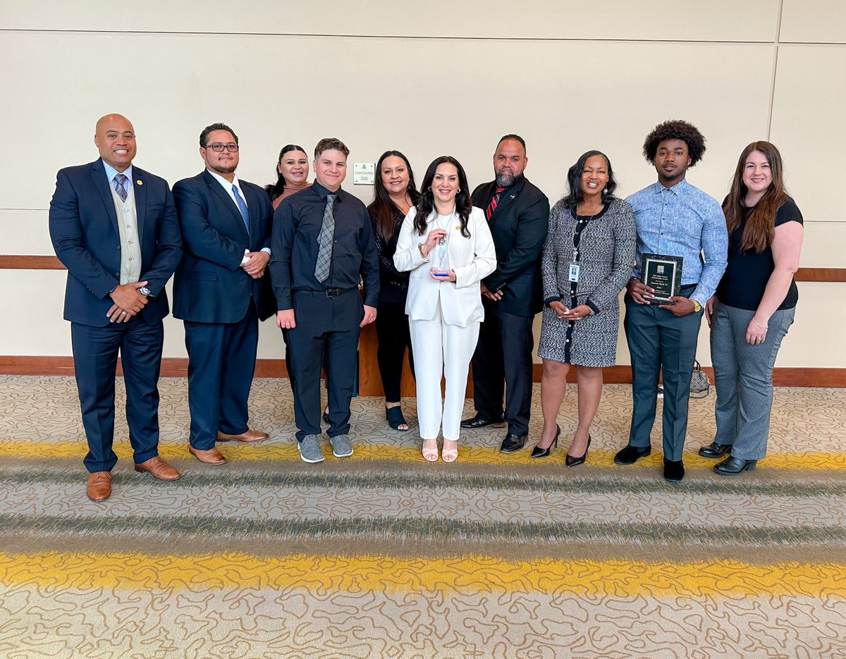 Edith Valencia tweet media