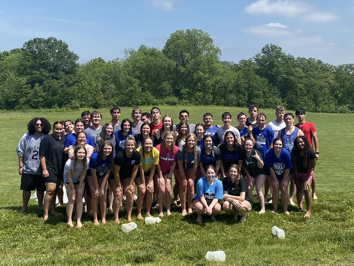 C/O 2023 having some fun on this beautiful Senior Tuesday! #makingmemories
